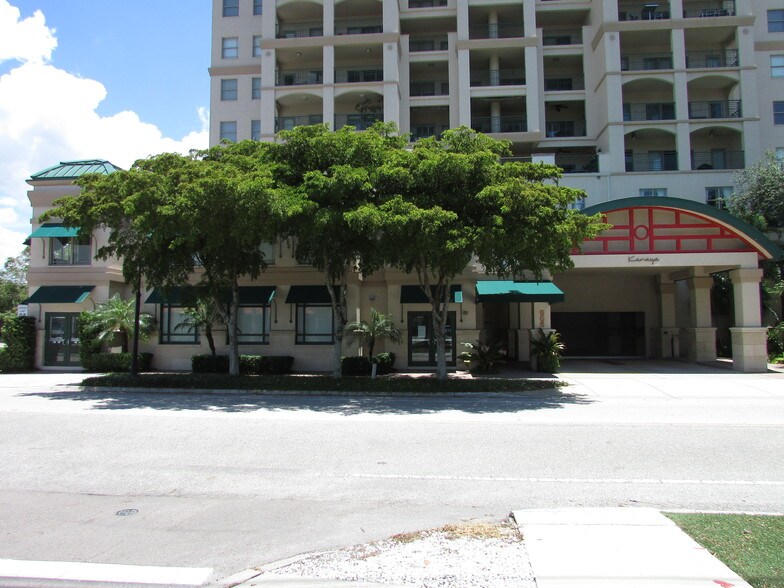More Photos Of 505 S Orange Ave, Sarasota Apartments For Sale