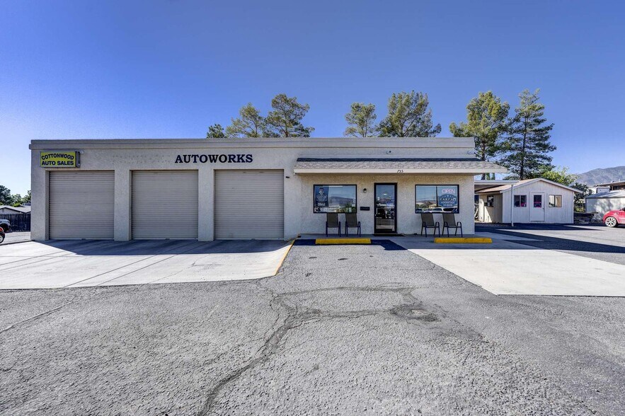 More Photos Of 725 E State Route 89A, Cottonwood Auto Dealership For Sale