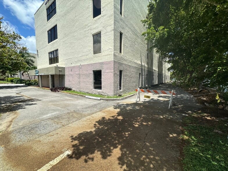 More Photos Of ,  Office For Sale