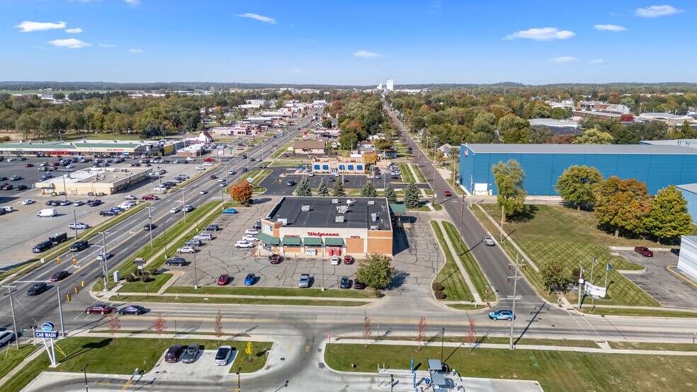 More Photos Of 950 S Centerville Rd, Sturgis Drugstore For Sale