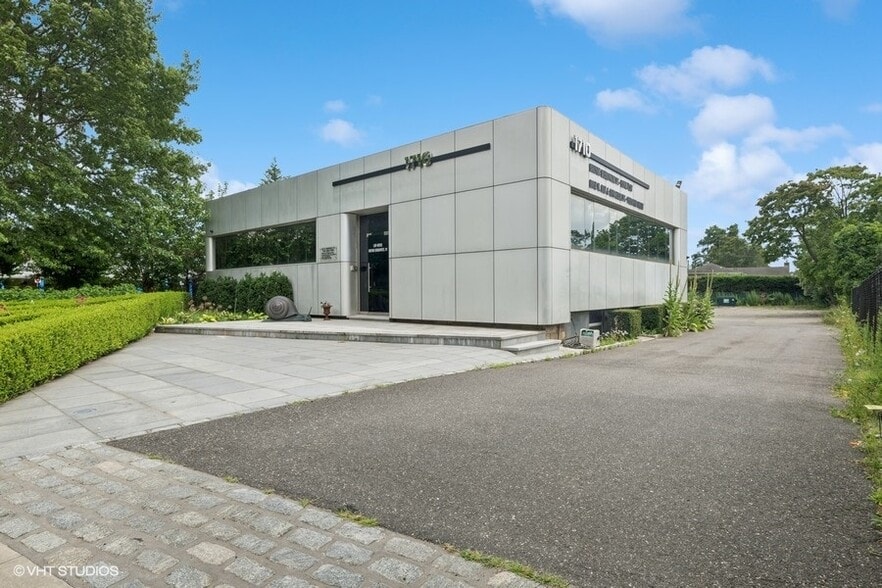 More Photos Of 1710 Hempstead Tpke, East Meadow Office For Sale