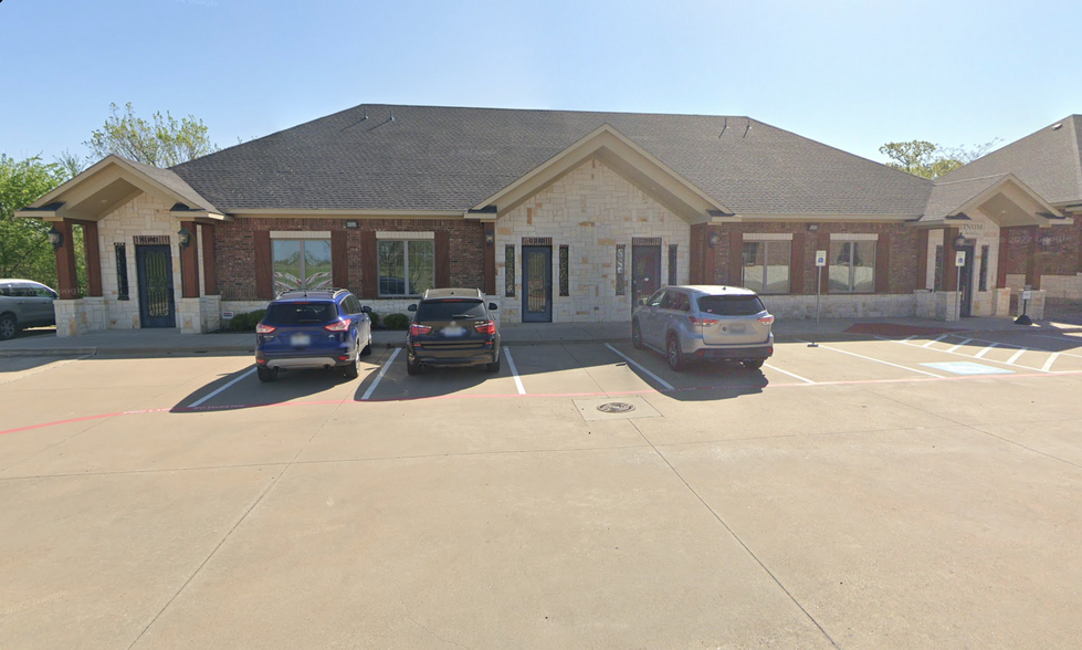 Primary Photo Of 7000 Parkwood Blvd, Frisco Medical For Sale