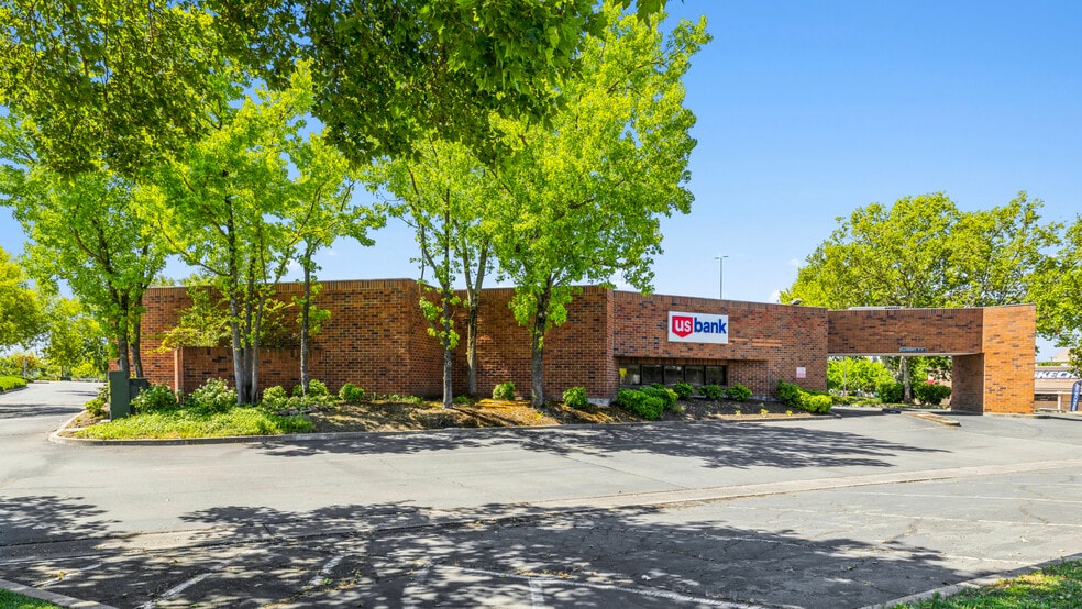 More Photos Of 6199 Sunrise Mall Rd, Citrus Heights Bank For Sale