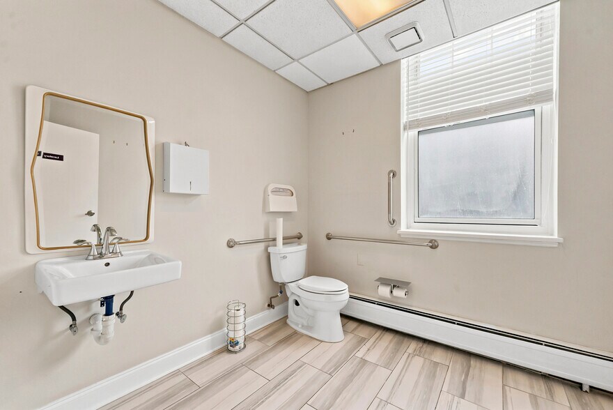 More Photos Of 89 Valley Rd, Montclair Medical For Sale