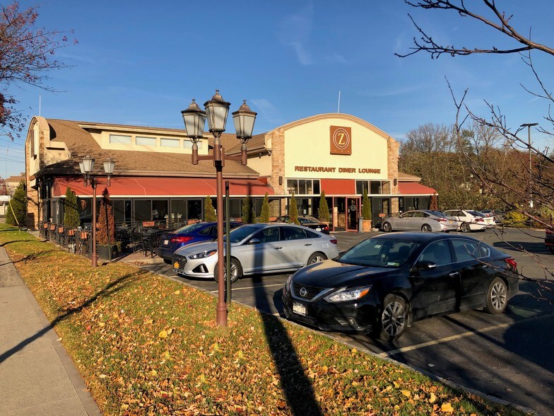 More Photos Of 1821 Richmond Ave, Staten Island Restaurant For Lease