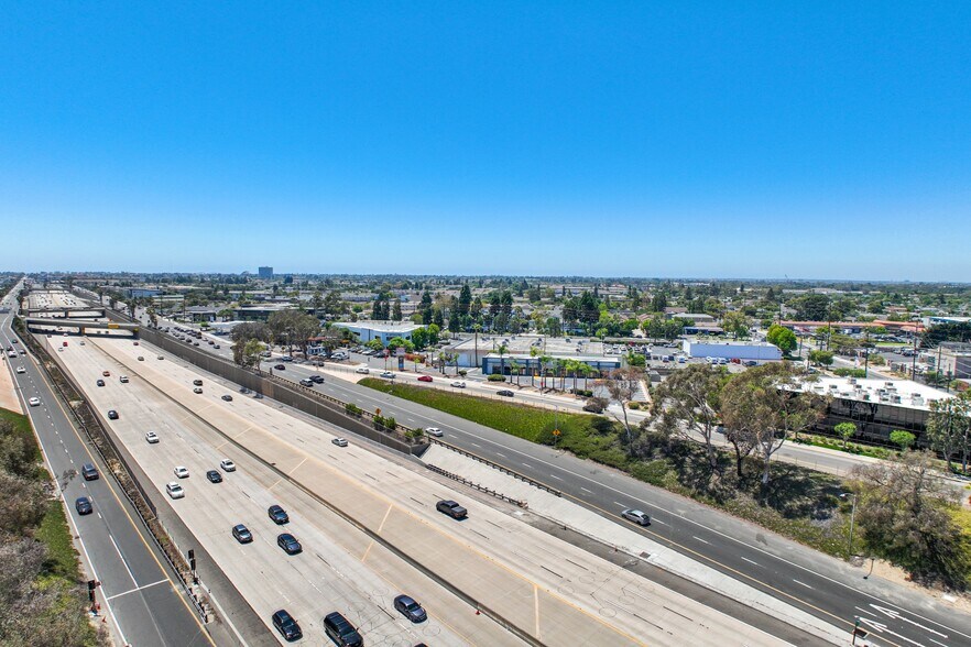 More Photos Of 2301 Newport Blvd, Costa Mesa Medical For Sale