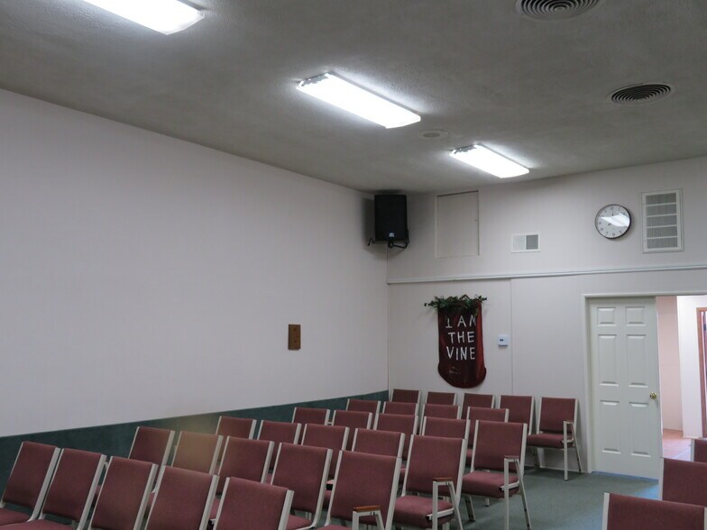 More Photos Of 8471 S Van Ness Ave, Inglewood Loft Creative Space For Sale