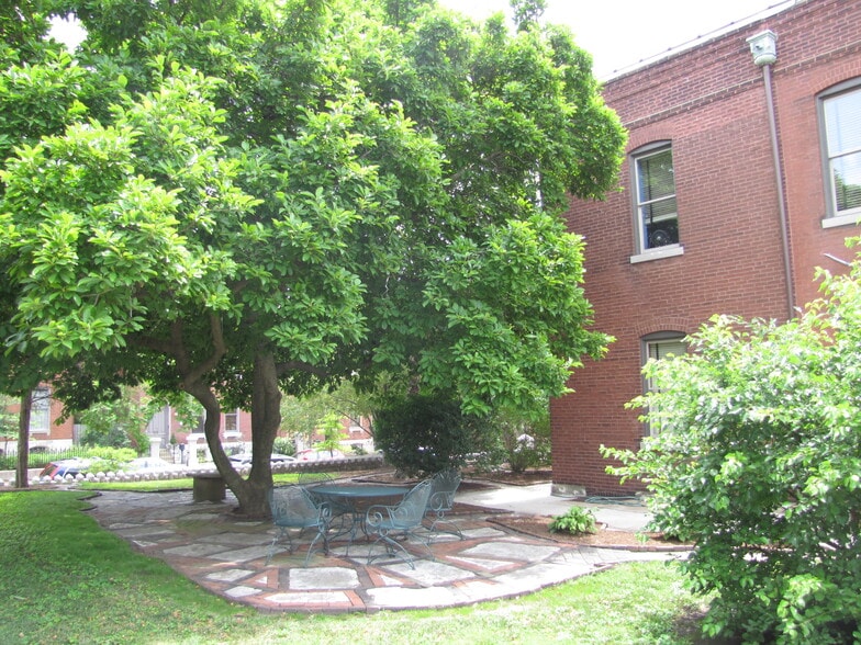 More Photos Of 807 Geyer Ave, Saint Louis Loft Creative Space For Sale