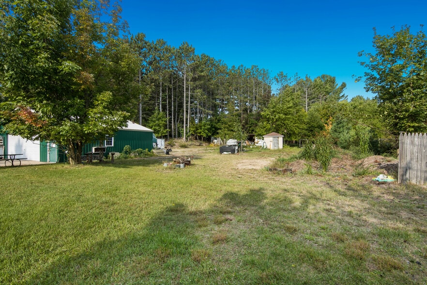 More Photos Of 4871 U.S. 31, Eastport Hotel For Sale