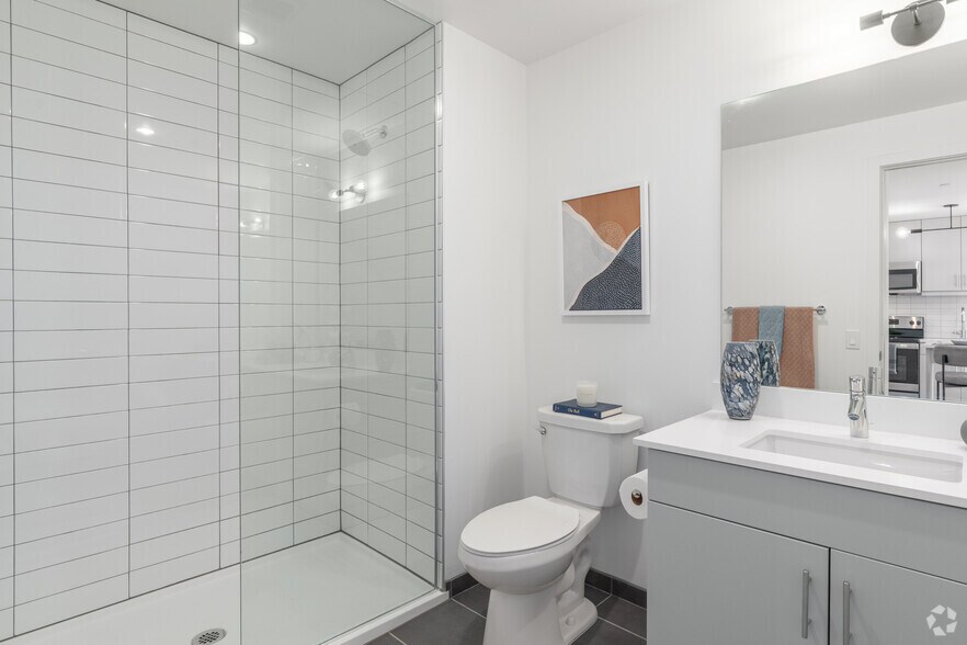 More Photos Of 570 N 5th St, Philadelphia Apartments For Lease