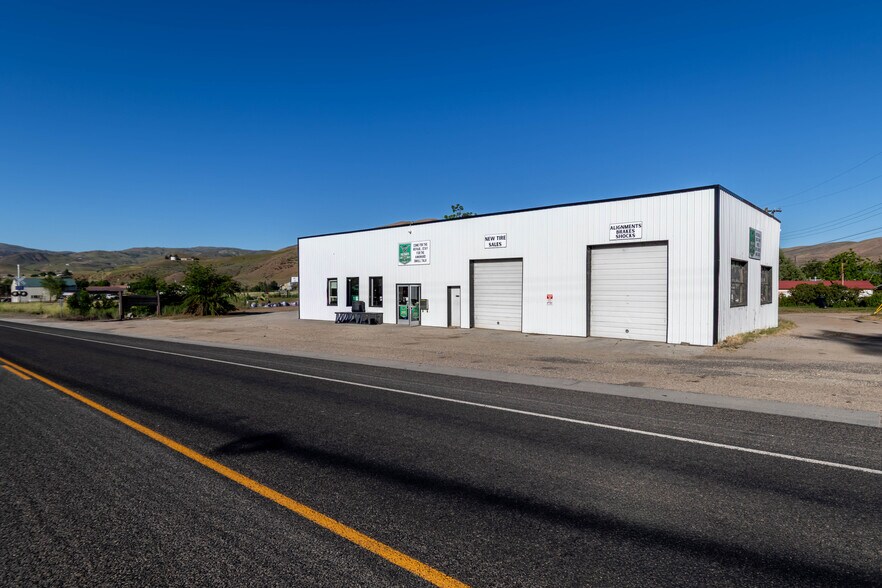 More Photos Of 438 Highway 55, Horseshoe Bend Auto Repair For Sale