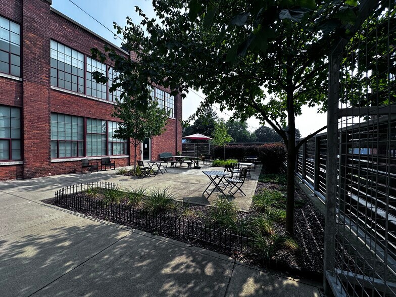 More Photos Of 165 S Main St, Cortland Warehouse For Lease