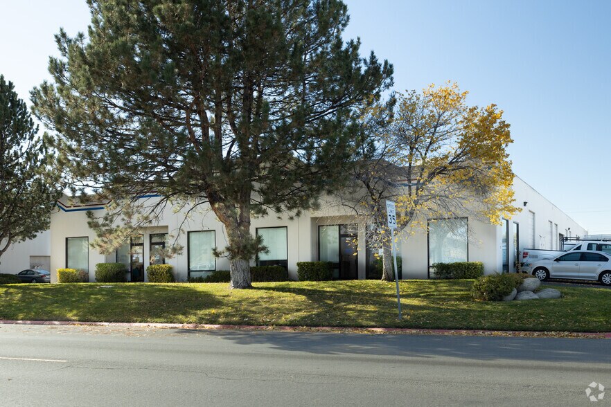 More Photos Of 1350 Freeport Blvd, Sparks Warehouse For Lease