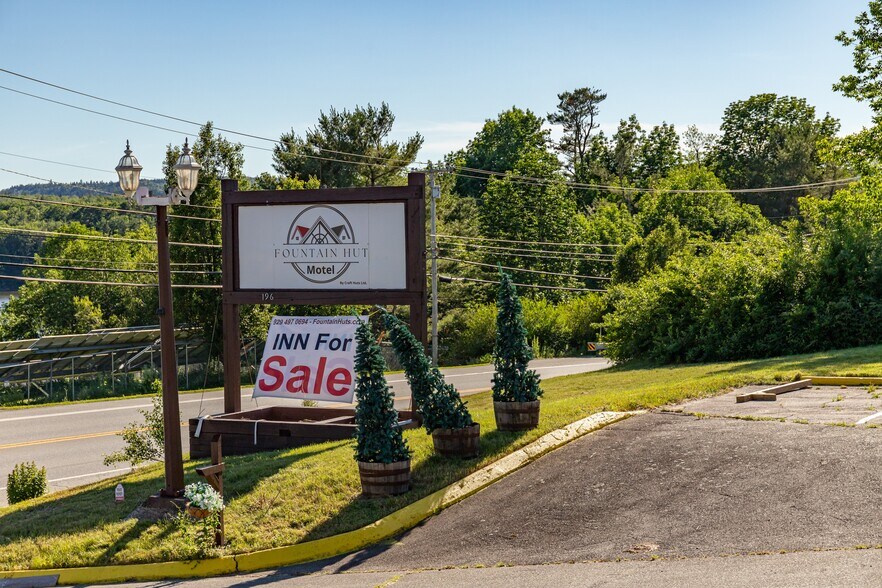 More Photos Of 196 US Route 1, Bucksport Hotel For Sale