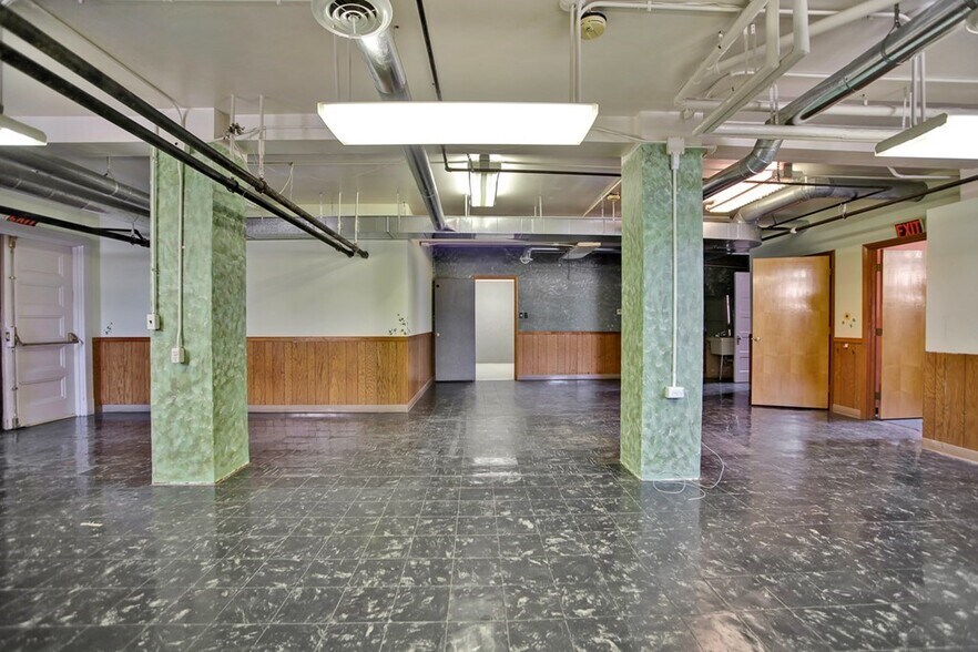 More Photos Of 2 Waln St, Wellsboro Office For Sale