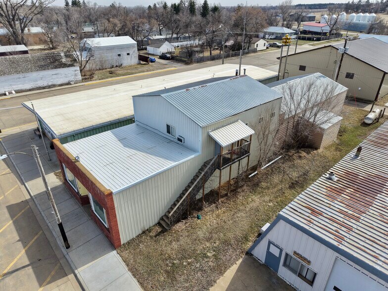 More Photos Of 28 E Main St, Halliday Self Storage For Sale