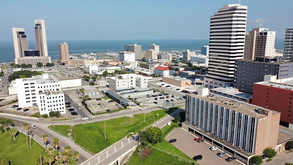 More Photos Of 710-724 Buffalo St, Corpus Christi Unknown For Lease