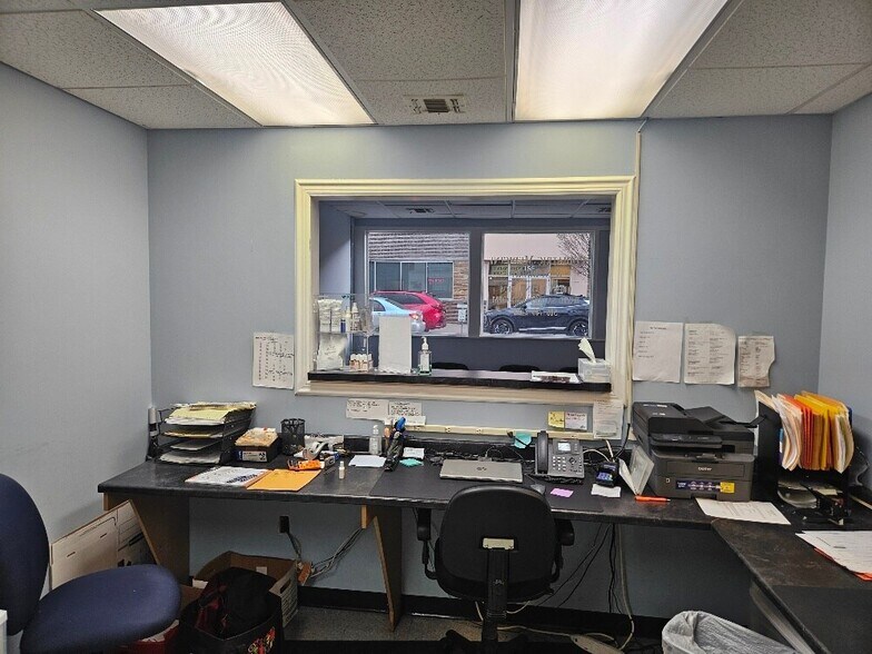More Photos Of 154 Mineola Blvd, Mineola Storefront Retail Residential For Lease