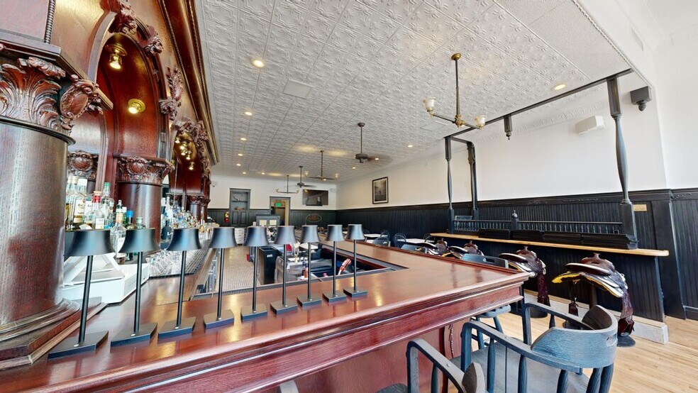 More Photos Of 300 W Third St, Lake City Restaurant For Sale