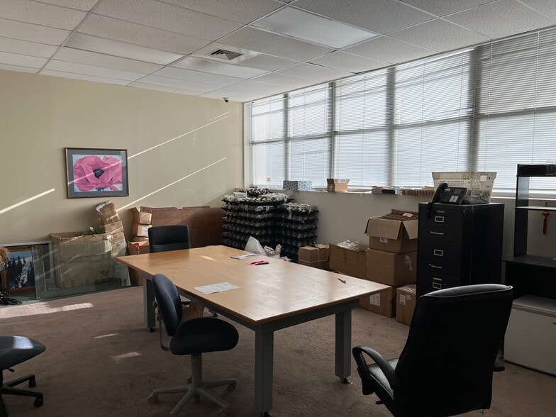 More Photos Of 231 Wilson Ave, Norwalk Industrial For Sale