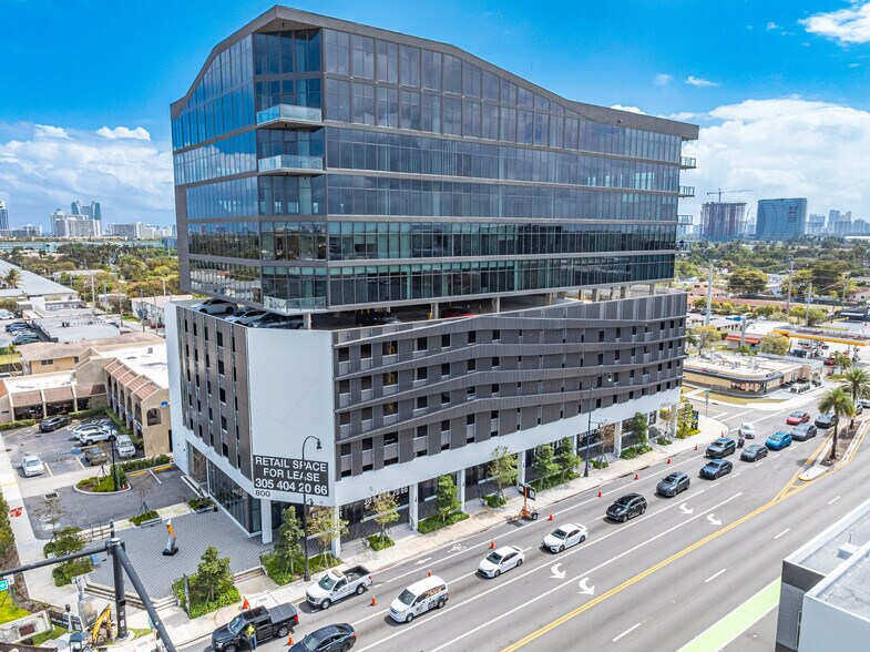 More Photos Of 800 N Federal Hwy, Hallandale Beach Office For Sale