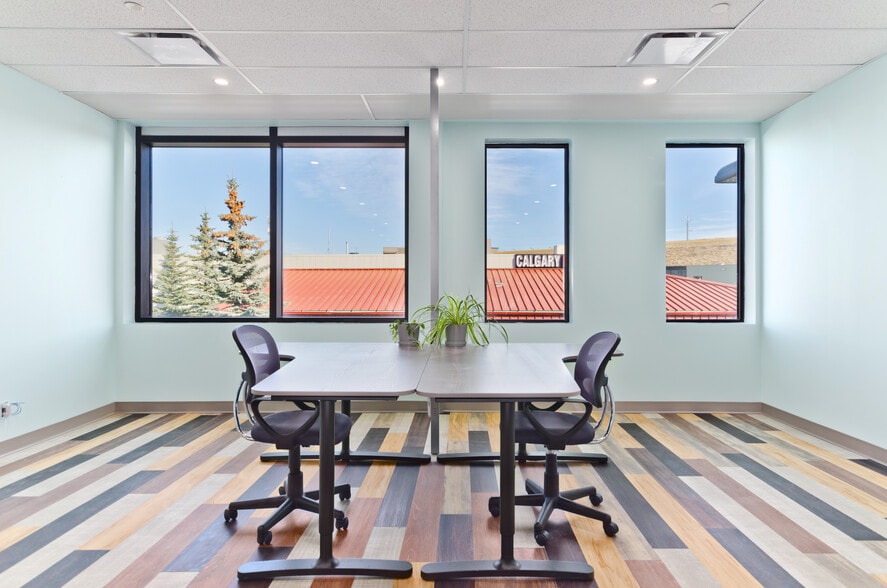 More Photos Of 11420 27th St SE, Calgary Medical For Lease