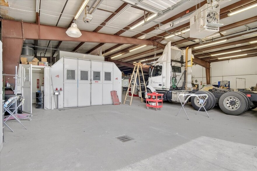 More Photos Of 3688 Raleigh Rd, Henderson Office For Sale