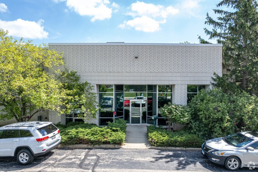 More Photos Of 75 Chancellor Dr, Roselle Industrial For Sale