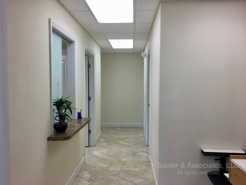 More Photos Of 7000 54th Ave N, Saint Petersburg Storefront Retail Office For Lease