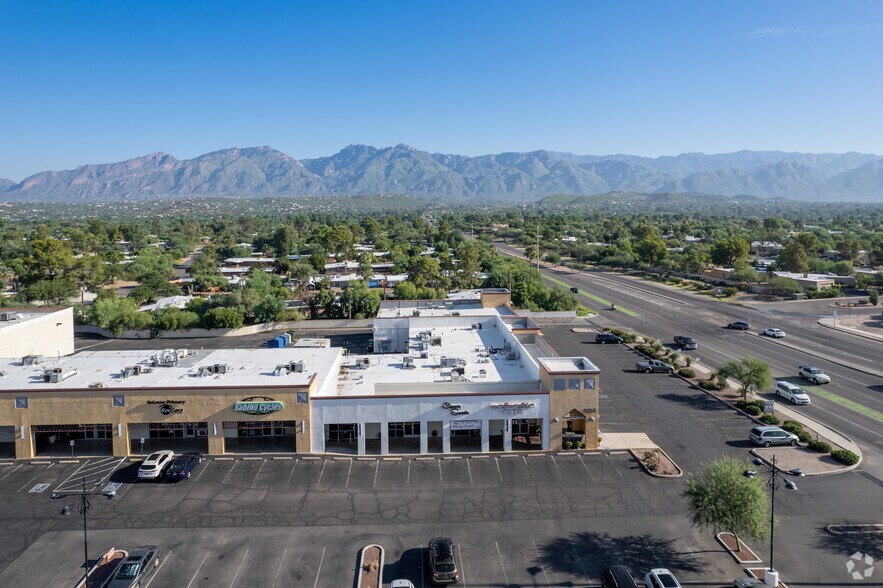 More Photos Of 7015-7053 E Tanque Verde Rd, Tucson Unknown For Lease