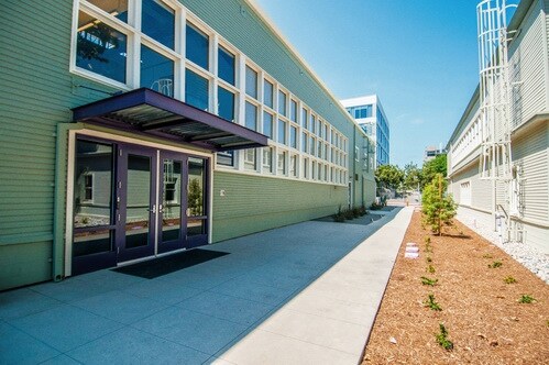 More Photos Of 12101 W Bluff Creek Dr, Playa Vista Office For Lease