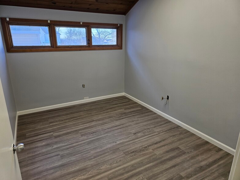 More Photos Of 101 S Schanck Ave, Pen Argyl Medical For Lease