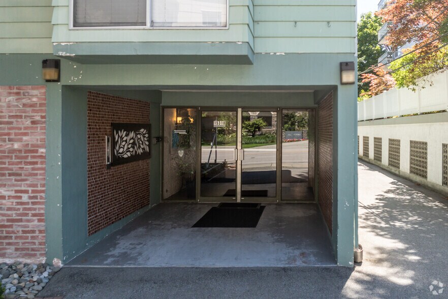 More Photos Of 15318 N Bluff Rd, White Rock Apartments For Sale