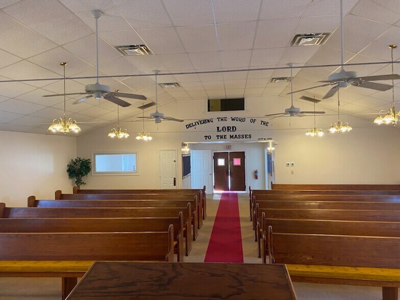More Photos Of 2000 Hwy 44 E, Shepherdsville Religious Facility For Sale