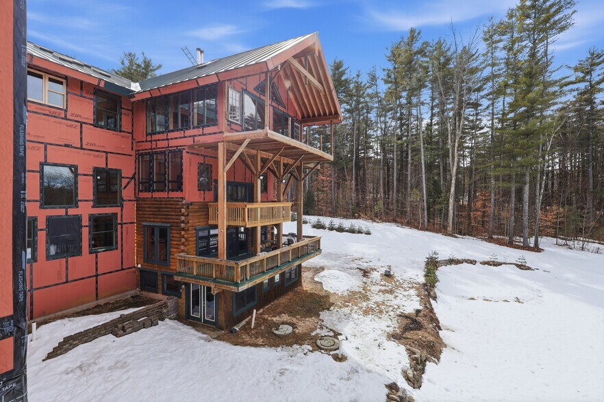 More Photos Of 1420 N High St, Bridgton Apartments For Sale