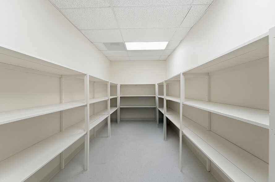 More Photos Of 6006 N El Dorado St, Stockton Office For Sale