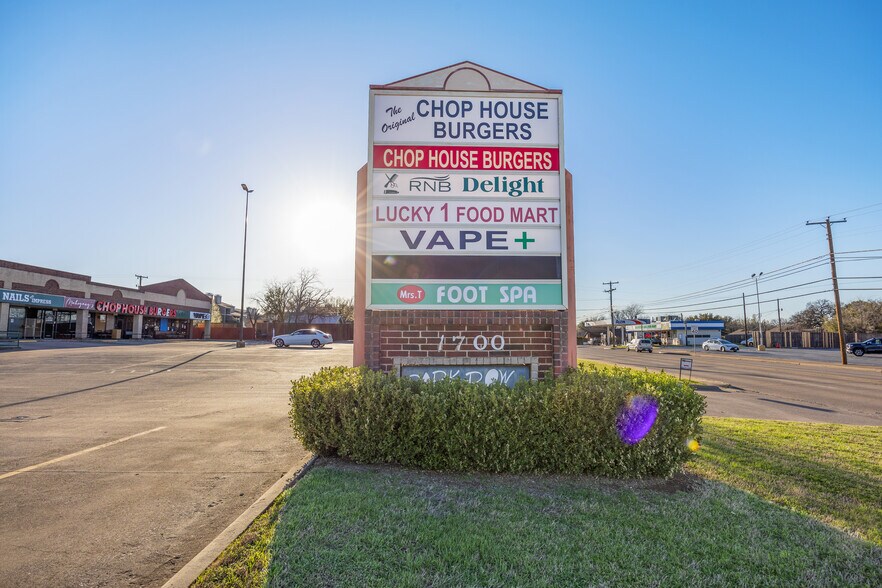 More Photos Of 1700 W Park Row Dr, Arlington Unknown For Lease