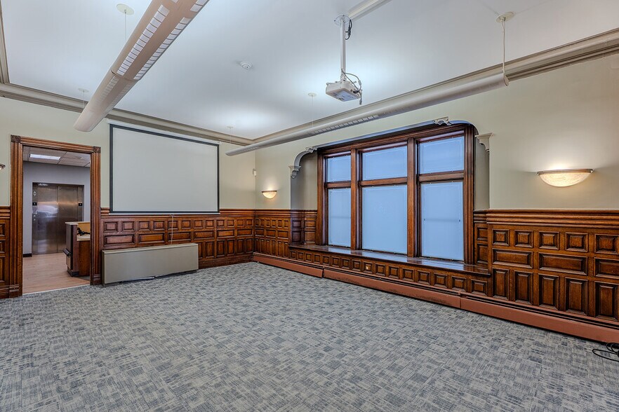 More Photos Of , Buffalo Office For Sale