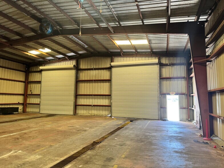 More Photos Of 544 Airglades Blvd, Clewiston Distribution For Lease