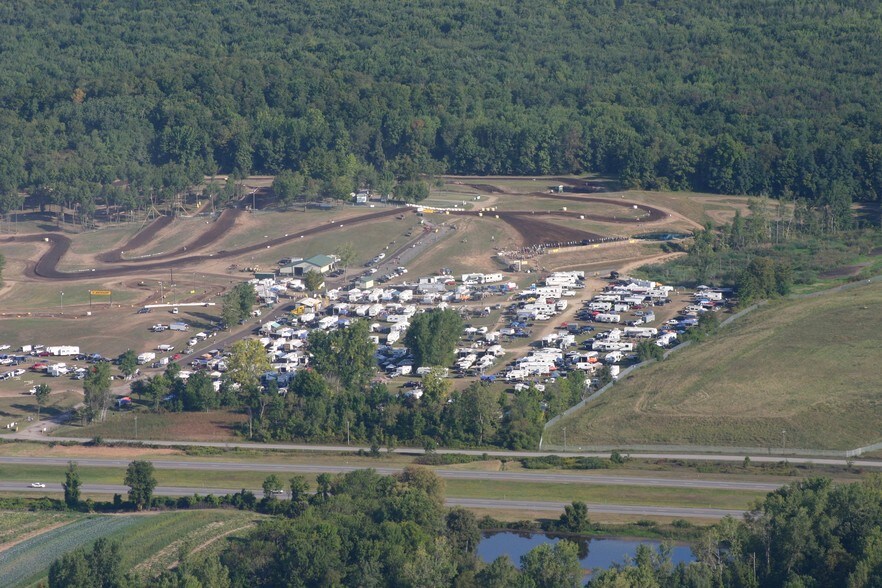 More Photos Of 3223-3225 Harloff Rd, Batavia Racetrack For Sale