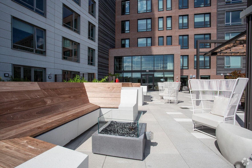 More Photos Of 125 Guest St, Boston Apartments For Lease