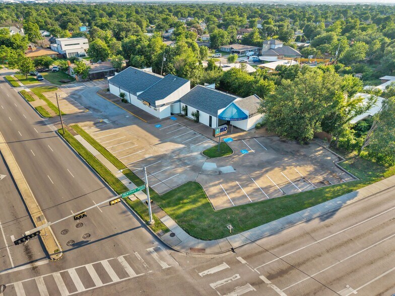 More Photos Of 9991 Marsh Ln, Dallas Medical For Sale