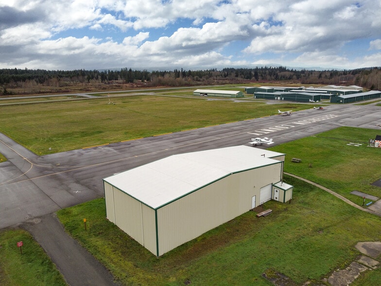 More Photos Of 191 Airport Rd, Port Townsend Airplane Hangar For Sale