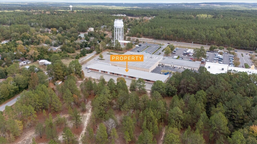 More Photos Of 2221-2239 Pinehurst Plz, Aberdeen Unknown For Lease