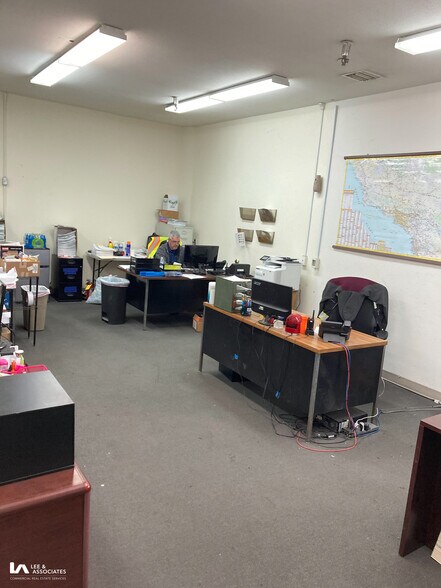 More Photos Of 16400 Garfield Ave, Paramount Warehouse For Lease