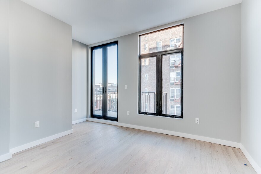 More Photos Of 2819 Clarendon Rd, Brooklyn Apartments For Sale