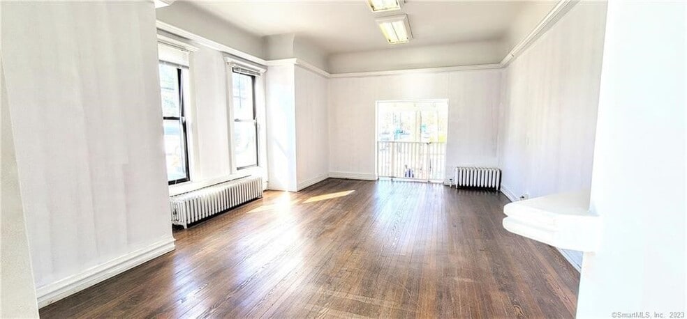 More Photos Of 93 Whitney Ave, New Haven Storefront Retail Residential For Lease