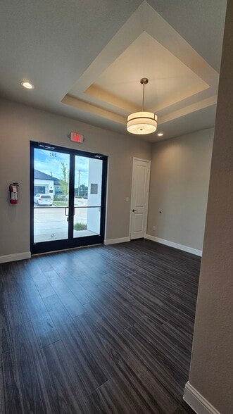 More Photos Of 3951 Alma Rd, McKinney Office For Sale