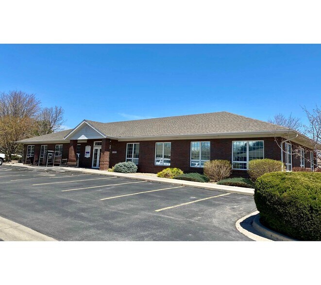 More Photos Of 2020 Terry St, Longmont Office Residential For Lease