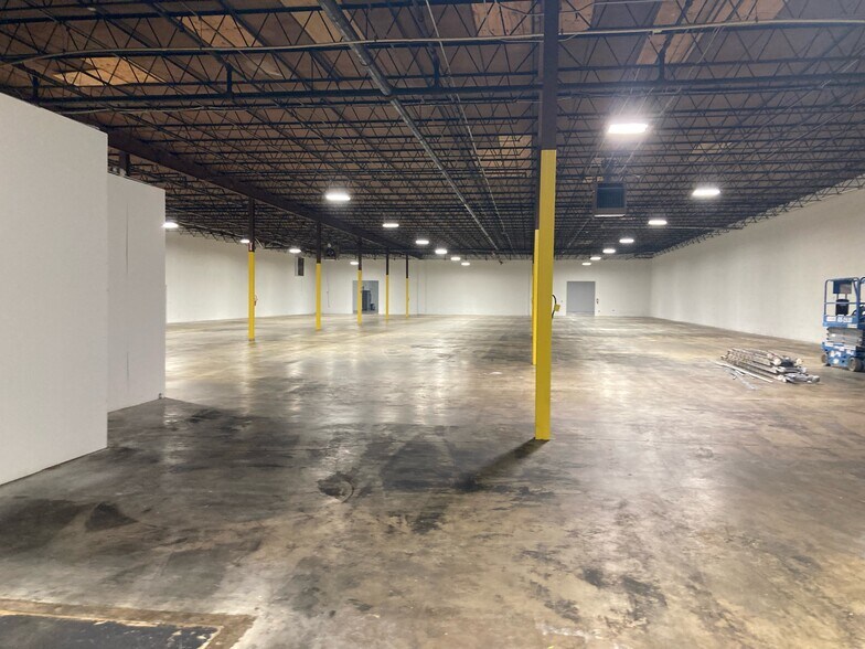 More Photos Of 4415 Commerce Dr Sw, Atlanta Warehouse For Lease